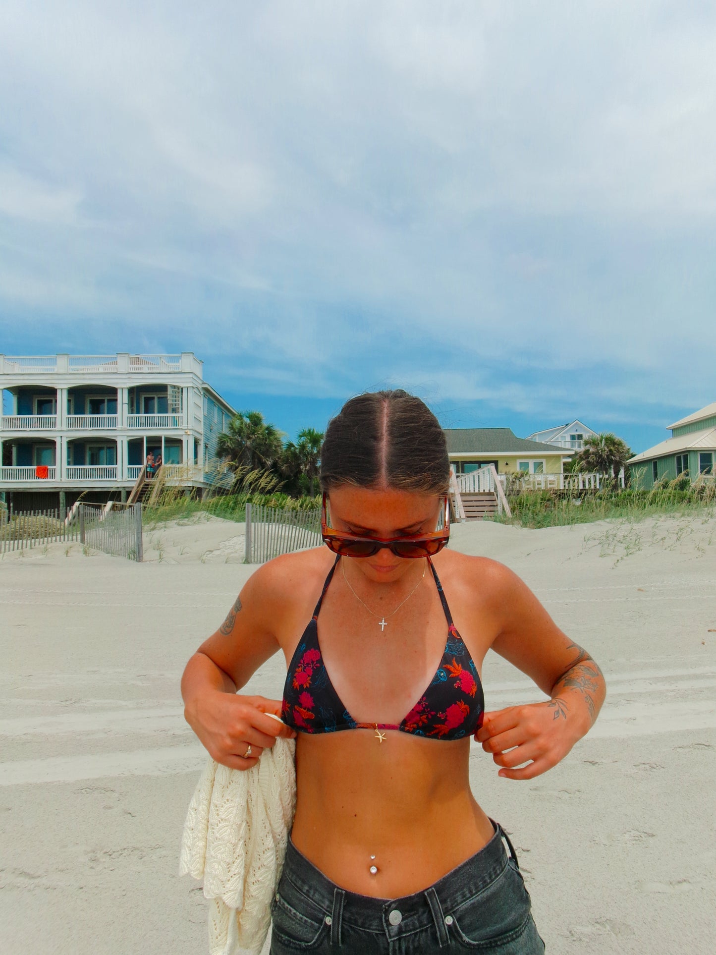 SUITE LIFE TRIANGLE TOP