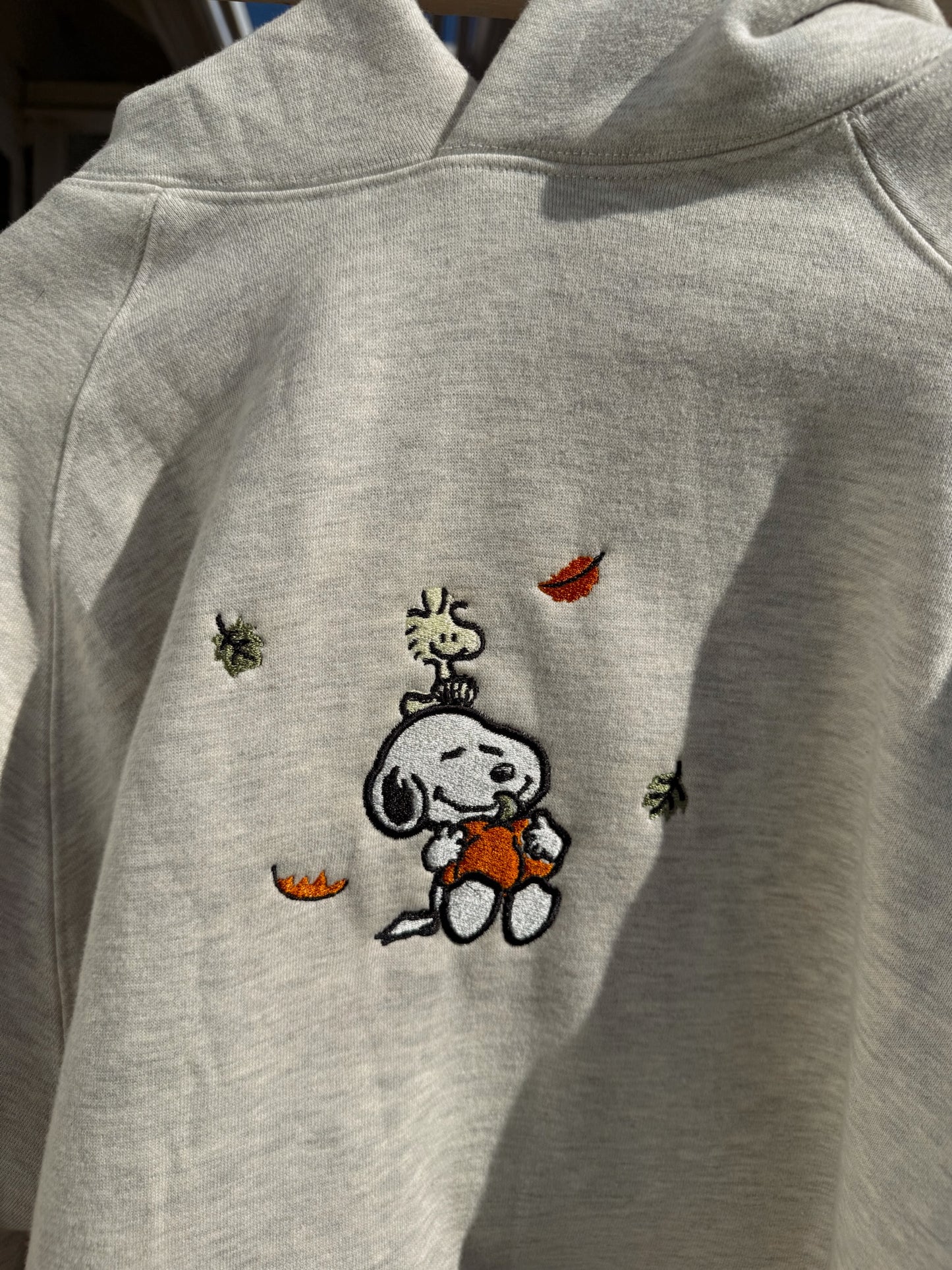 SNOOPY FALL HOODIE GREY
