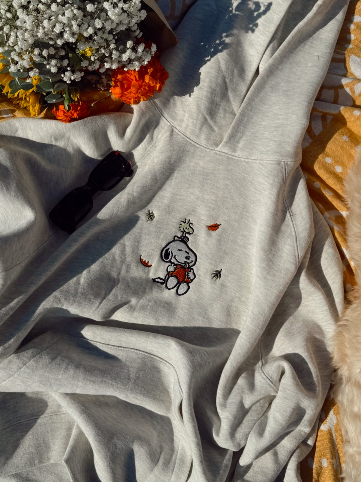 SNOOPY FALL HOODIE GREY